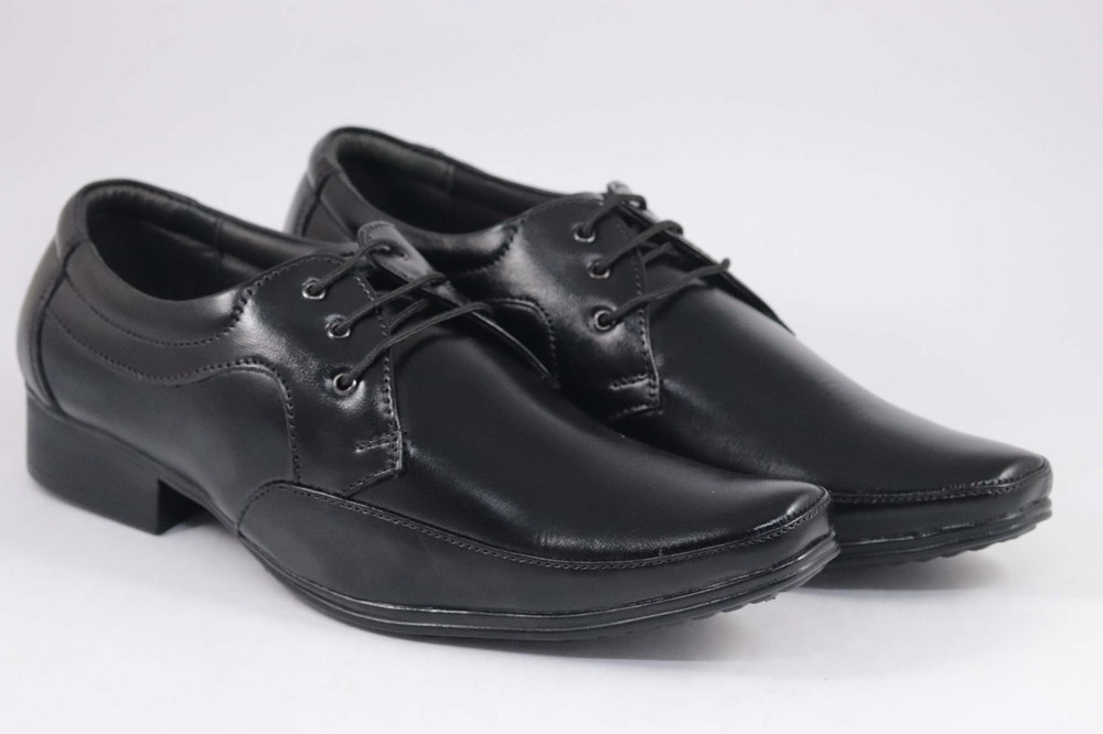 Black Leather Shoe - Season: Any Season