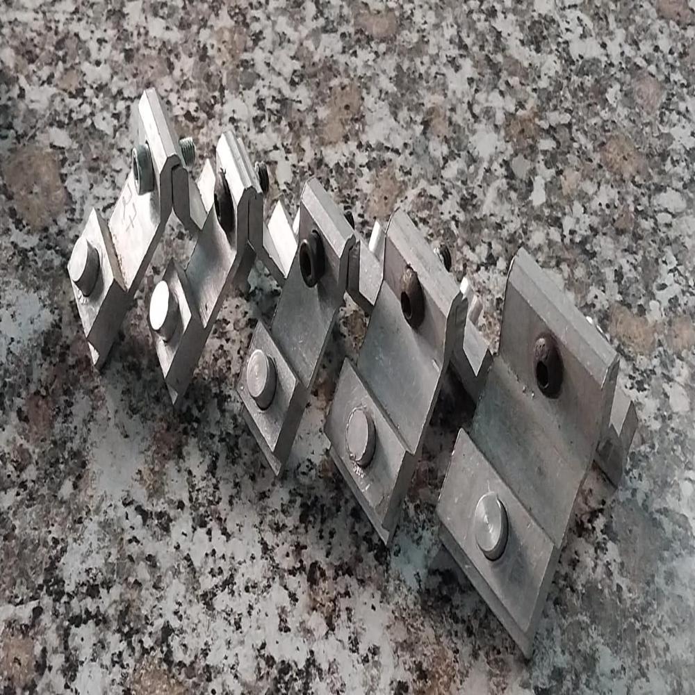 Shutter Corner Cleat