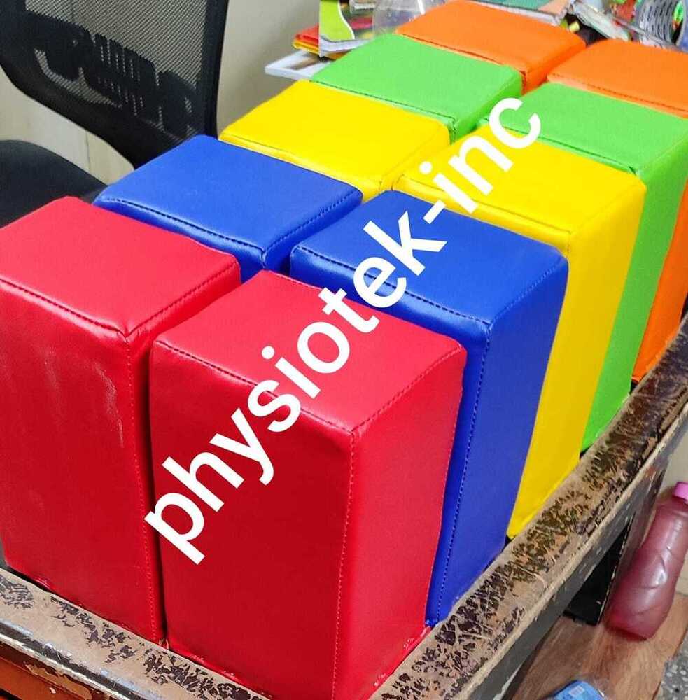 Soft Play Foam Bricks - Color: Multicolor