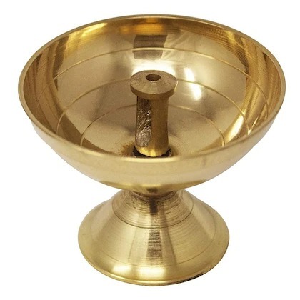Single Aarti Diya - Color: As Per Availability