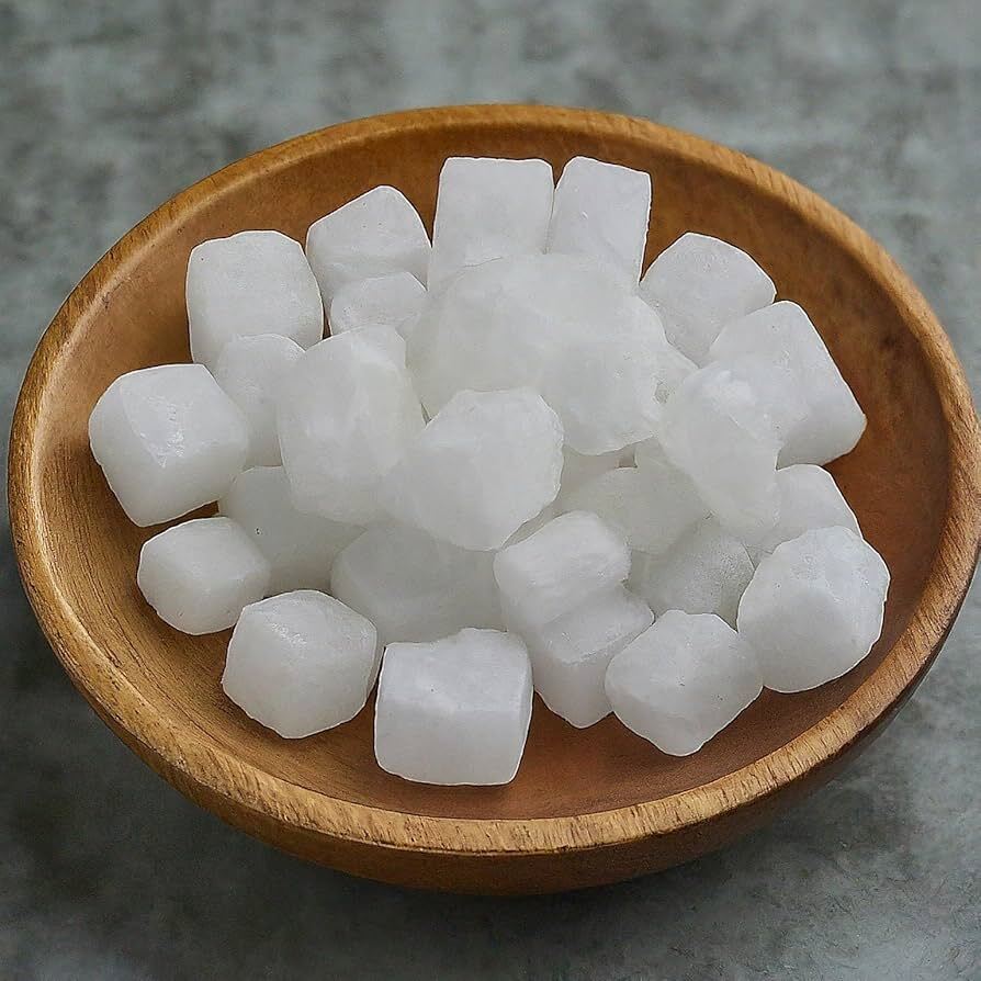 White Kapur cube