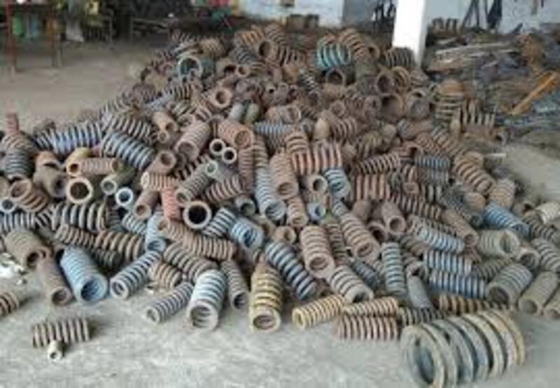 Spring Scrap - Color: Metallic Brown