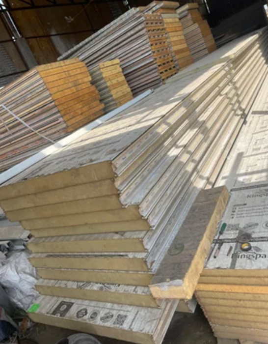 Puf Panel - Color: Brown