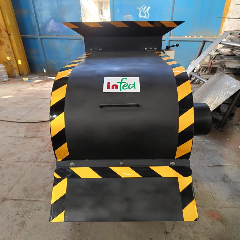 Garden shredder machine