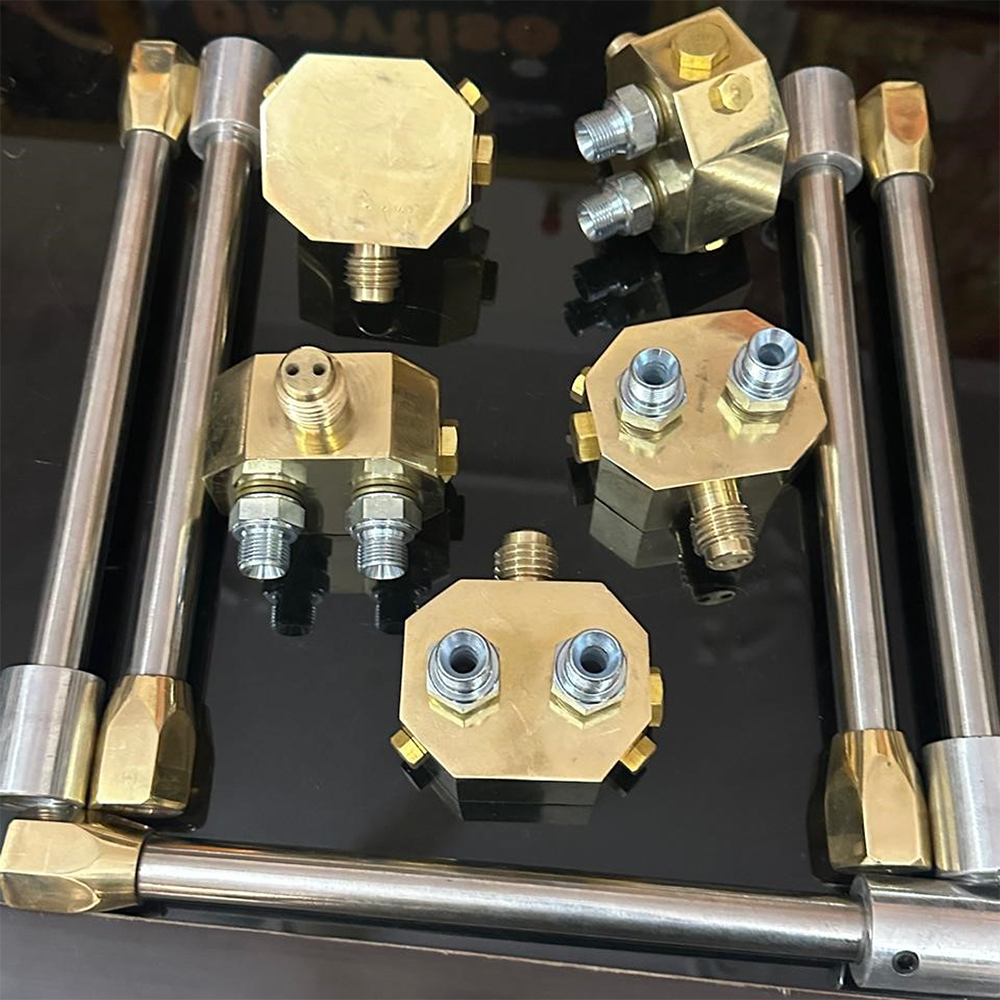 Mixer Head - Features: Waterproof