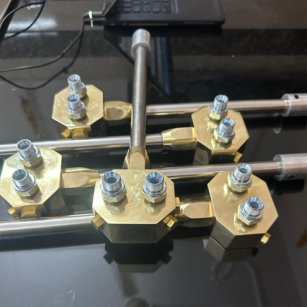 Mixer Head - Features: Waterproof