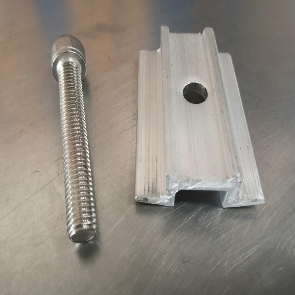 10mm Aluminium Middle Clamp