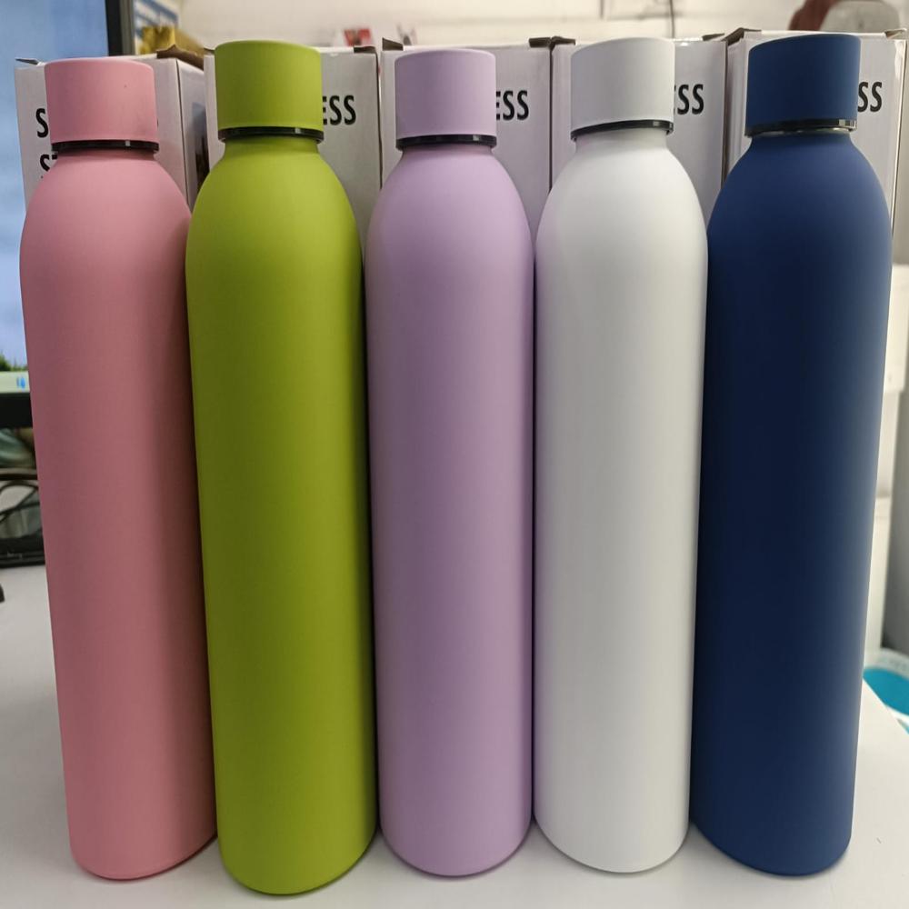 Rubber Bottle - Capacity: 500 Milliliter (Ml)