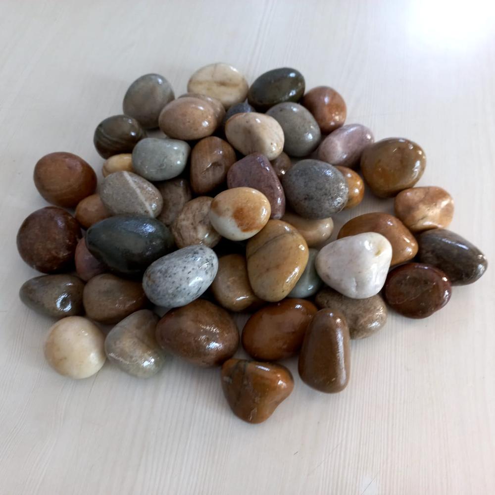 Natural Mix Color Pebble Stones with Waterproof & UV Resistant Polyurethane Coating for Landscaping & Wall Cladding