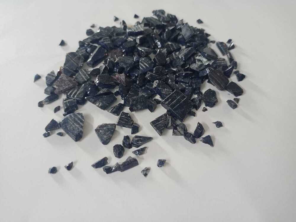 Black opaque color Crushed cullet glass aggregate for terazzo chips and resin art bulk used aggregate