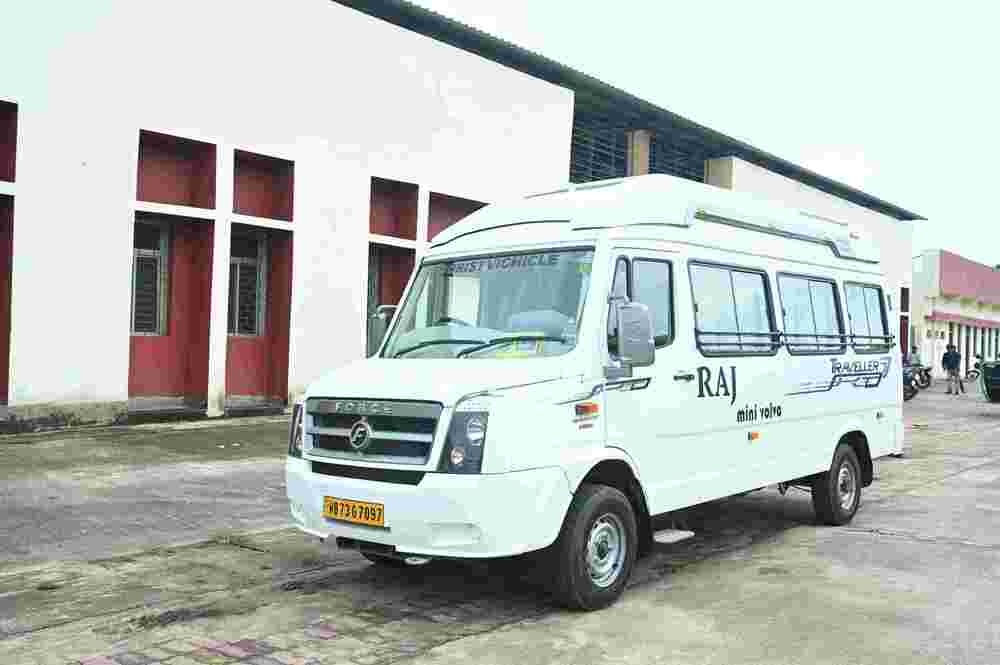 T-1 Force Traveller 3700 Wheelbase - Color: White