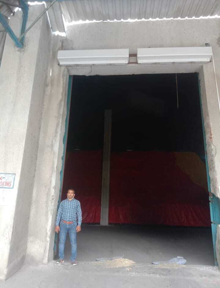 Air Curtain Apache - Frequency: 50-60 Hertz (Hz)