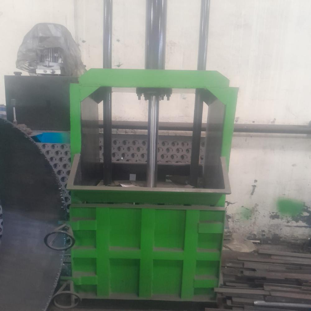 Belling Hydraulic Machine - Automatic Grade: Semi Automatic