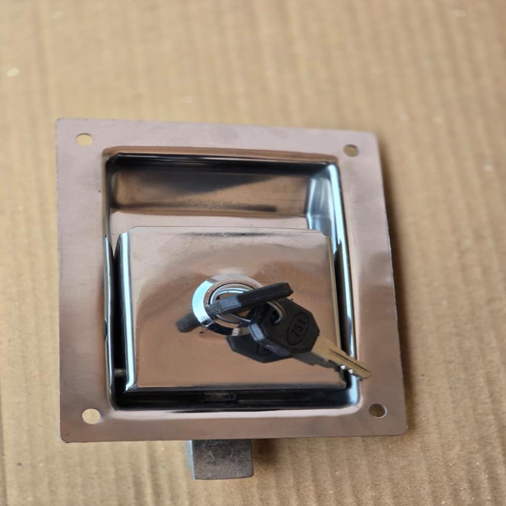 Slam Lock With Lever - Color: Silver