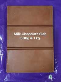 Milk Chokki - Color: White