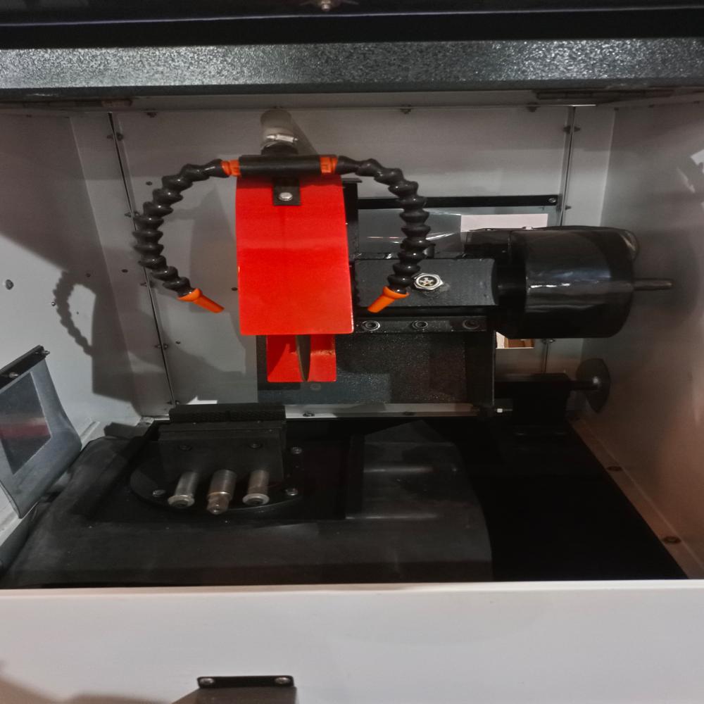 Abrasive Cutting Machine