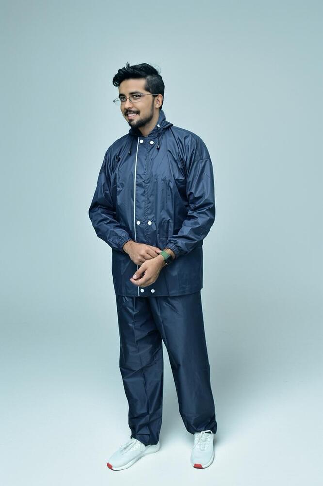 134 Lap Top Men Raincoat - Age Group: Adult