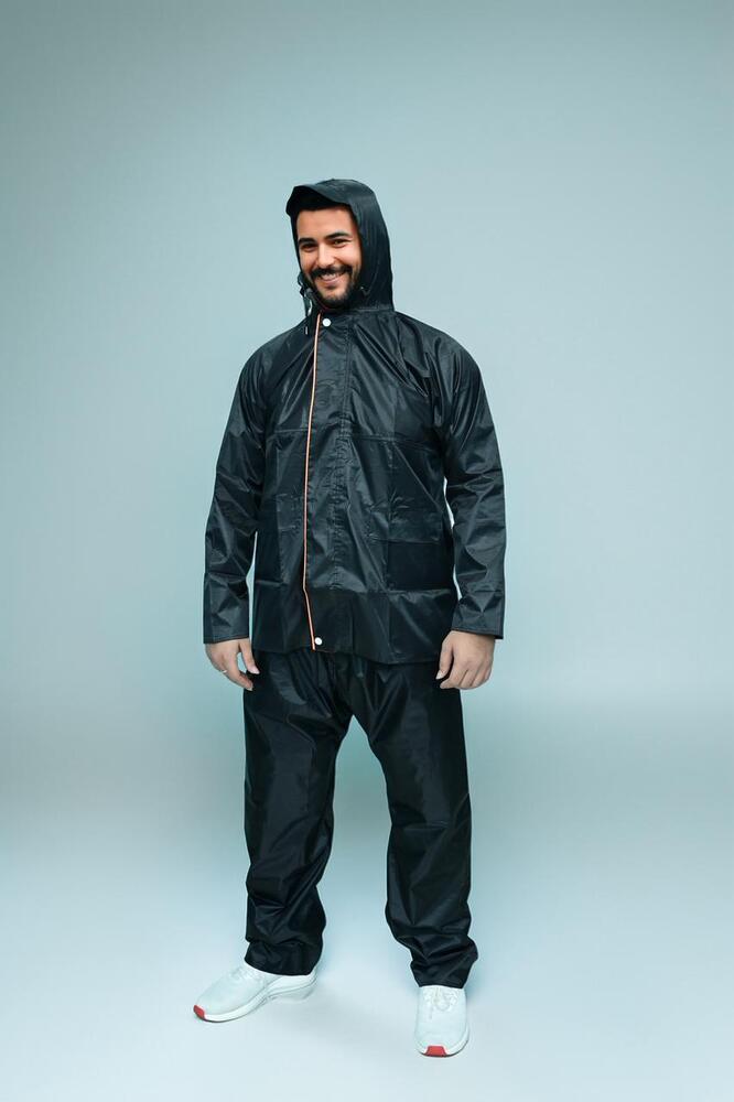  Magnet Men Raincoat