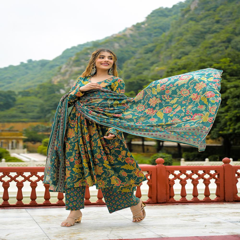 Divena Dark Green Cotton Straight Kurta Pant With Dupatta