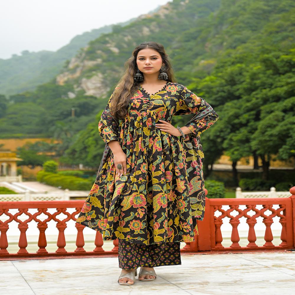 Divena Black Cotton Straight Kurta Pant With Dupatta