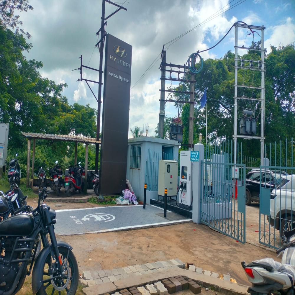 Electric Vehicle 60 kW DC Charger