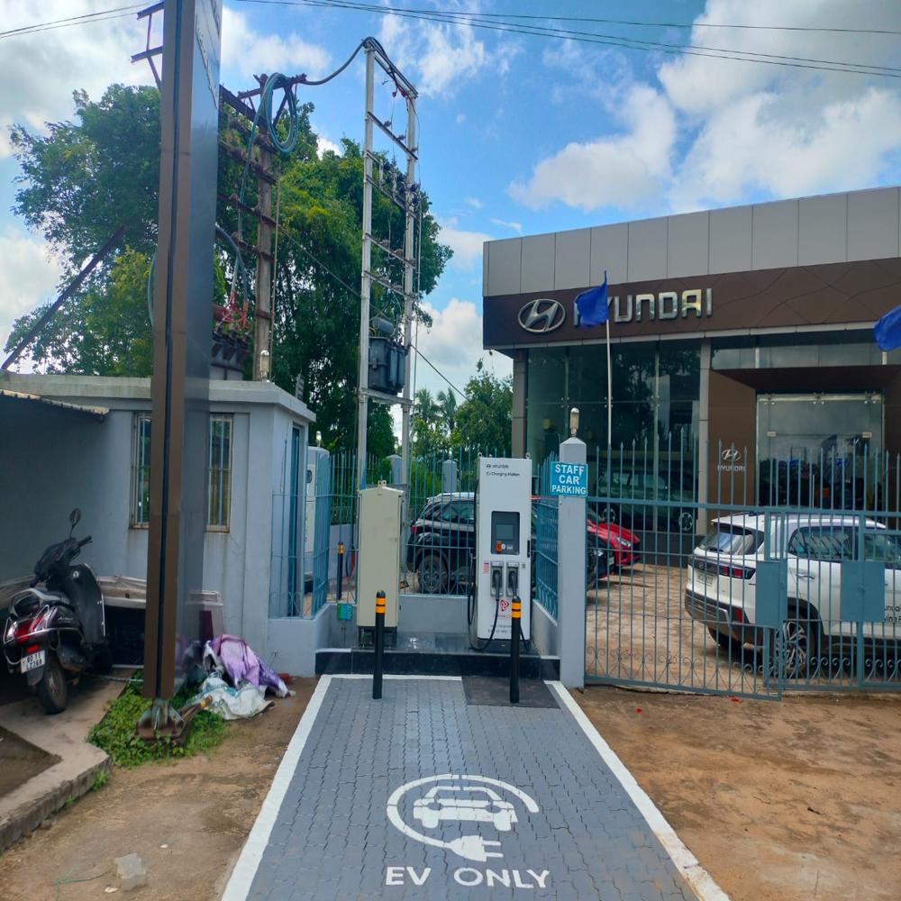 Electric Vehicle 60 kW DC Charger