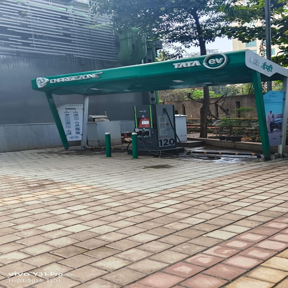 Electric Vehicle 120 kW DC Charger