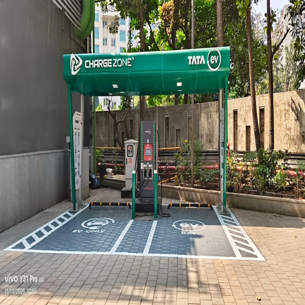 Electric Vehicle 120 kW DC Charger