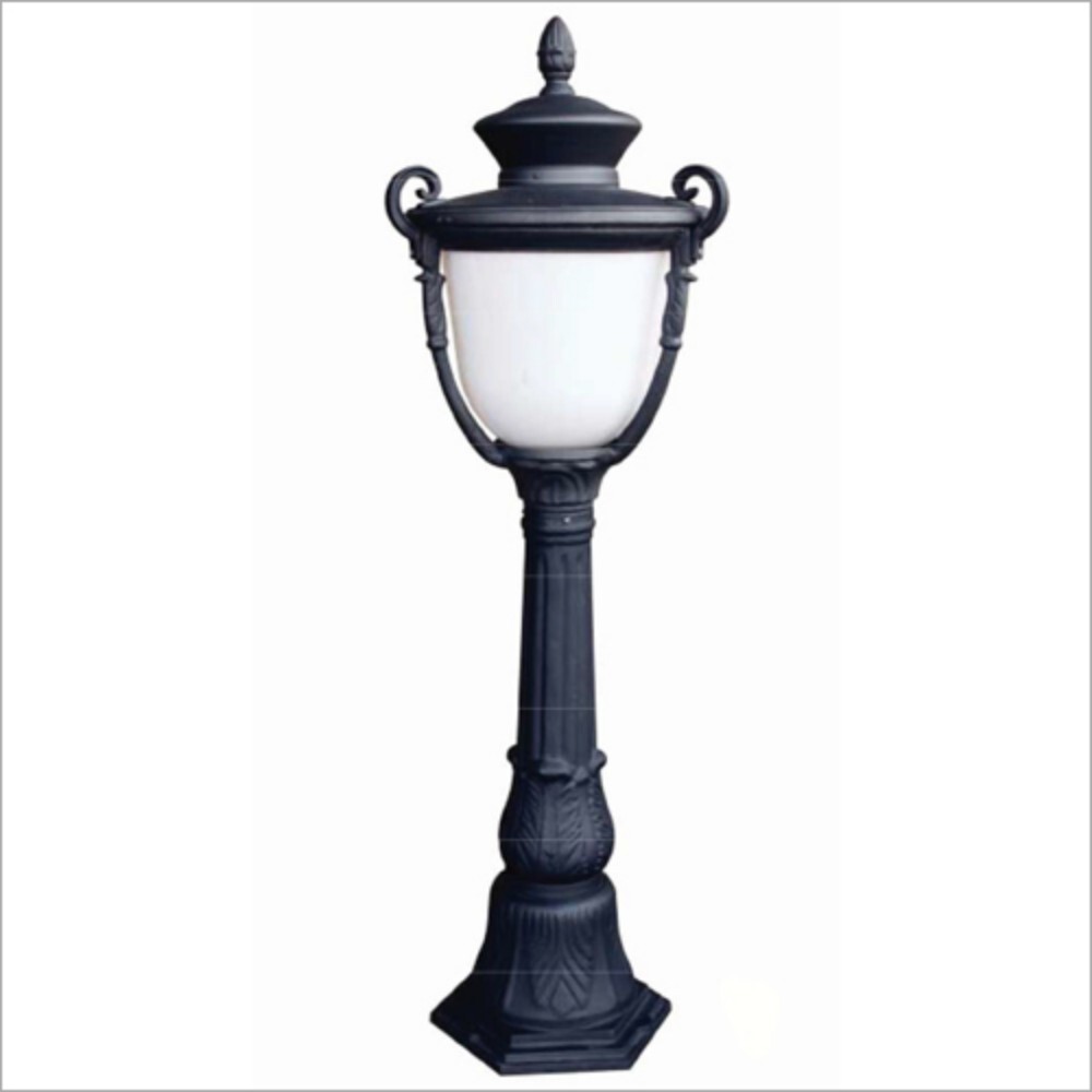 Eric Pole - Application: Outdoor Lighting