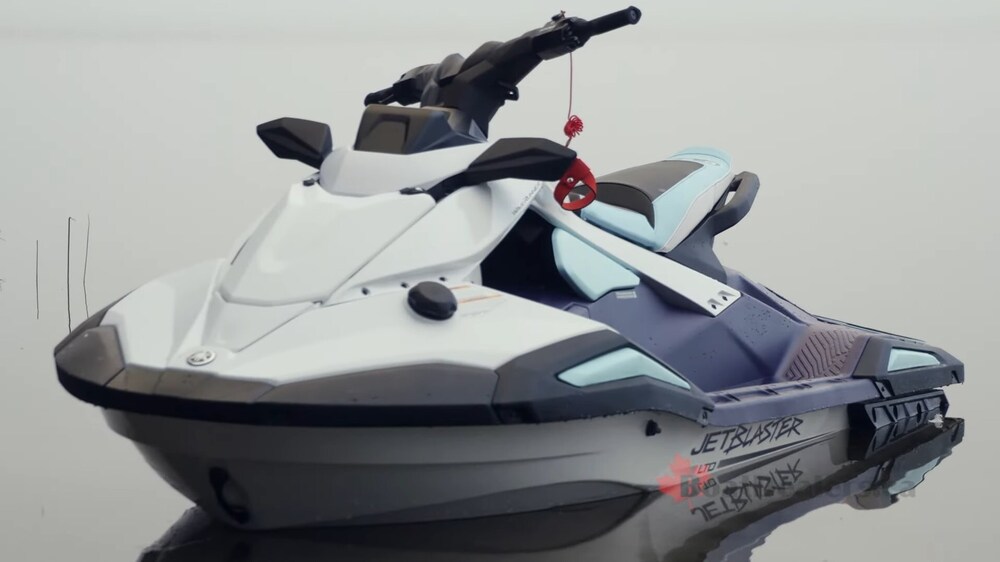 Yamaha Jetblaster - Capacity (Person): 1-3 Person