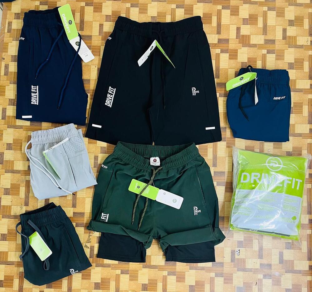 Tity Short - Color: Black