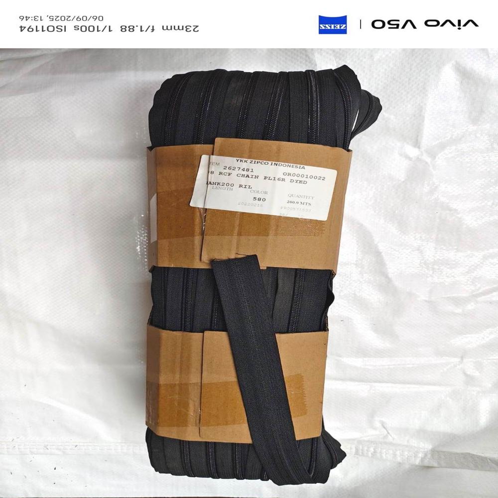 YKK 08 RCF CHAIN PL16R (DYED) Size 8.Zipper Type
