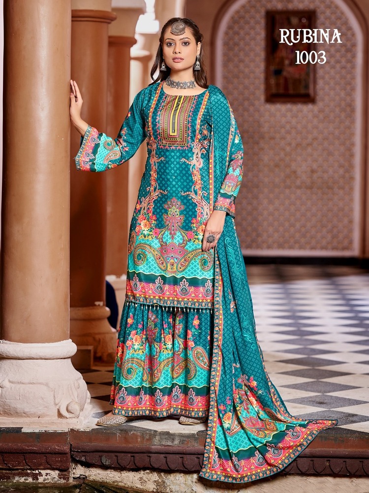 Ladies Pakistani Suit - Color: Green