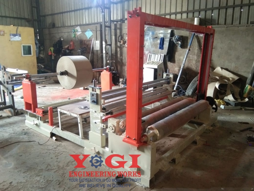 Center Shaft Slitter Rewinder Machine