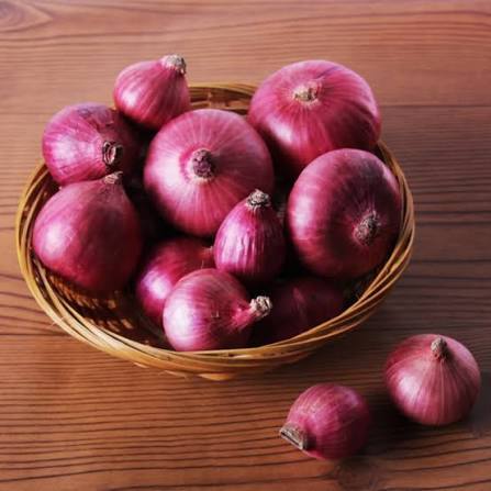 Fresh Red Onions