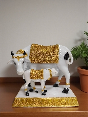 Fiber Polyresin Caw n calf