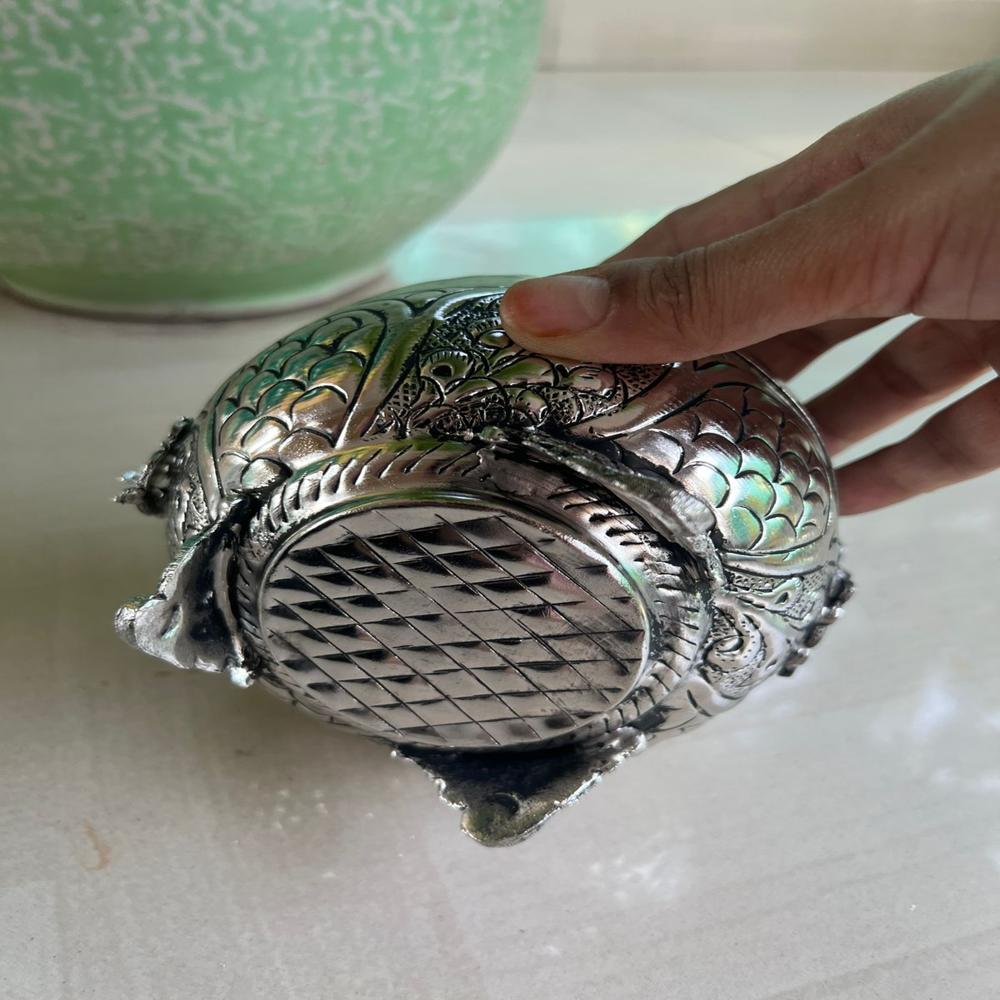 German Silver Round stone small dry fruit/mukhwas box