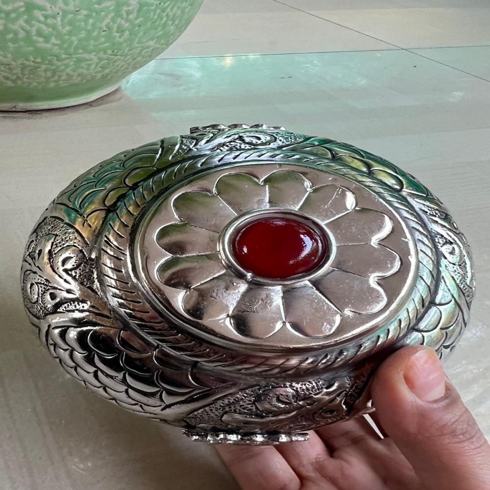 German Silver Round stone small dry fruit/mukhwas box
