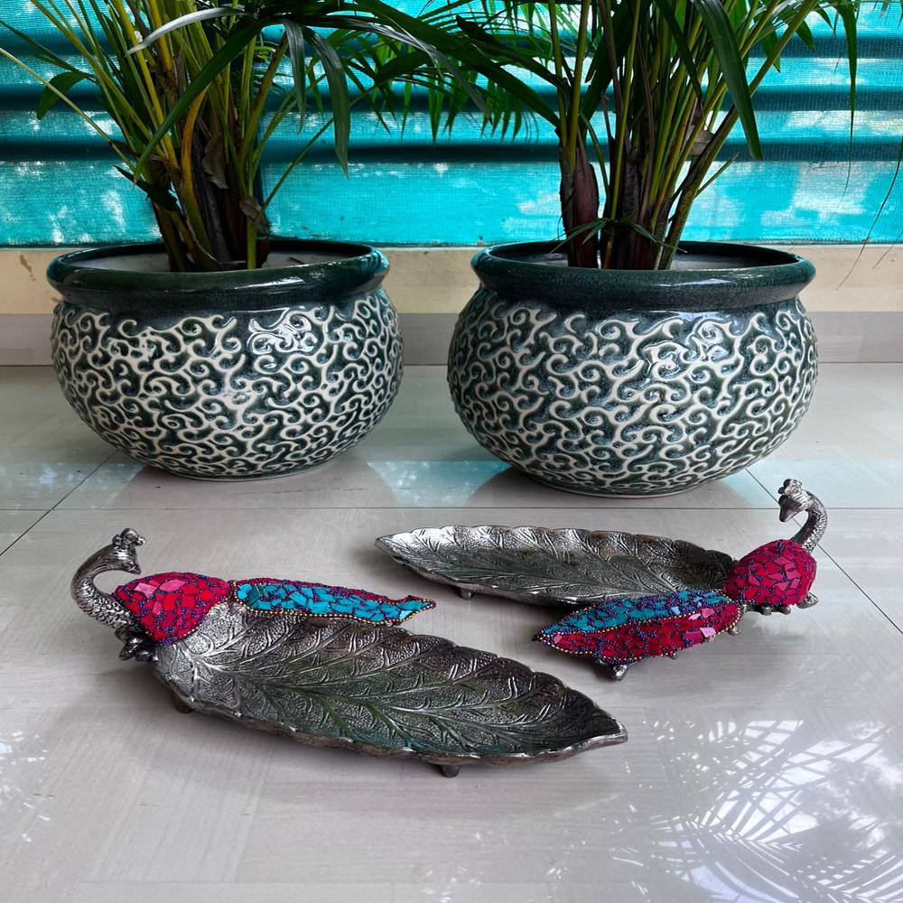 Long peacock feather plate with stone art