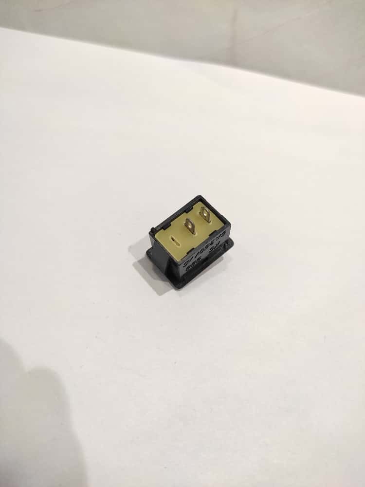 Rocker switch 2 pin short leg