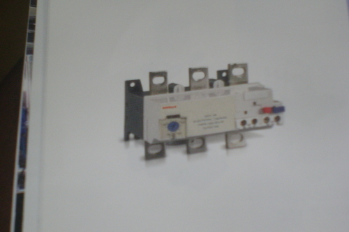 इलेक्ट्रॉनिक अधिभार रिले