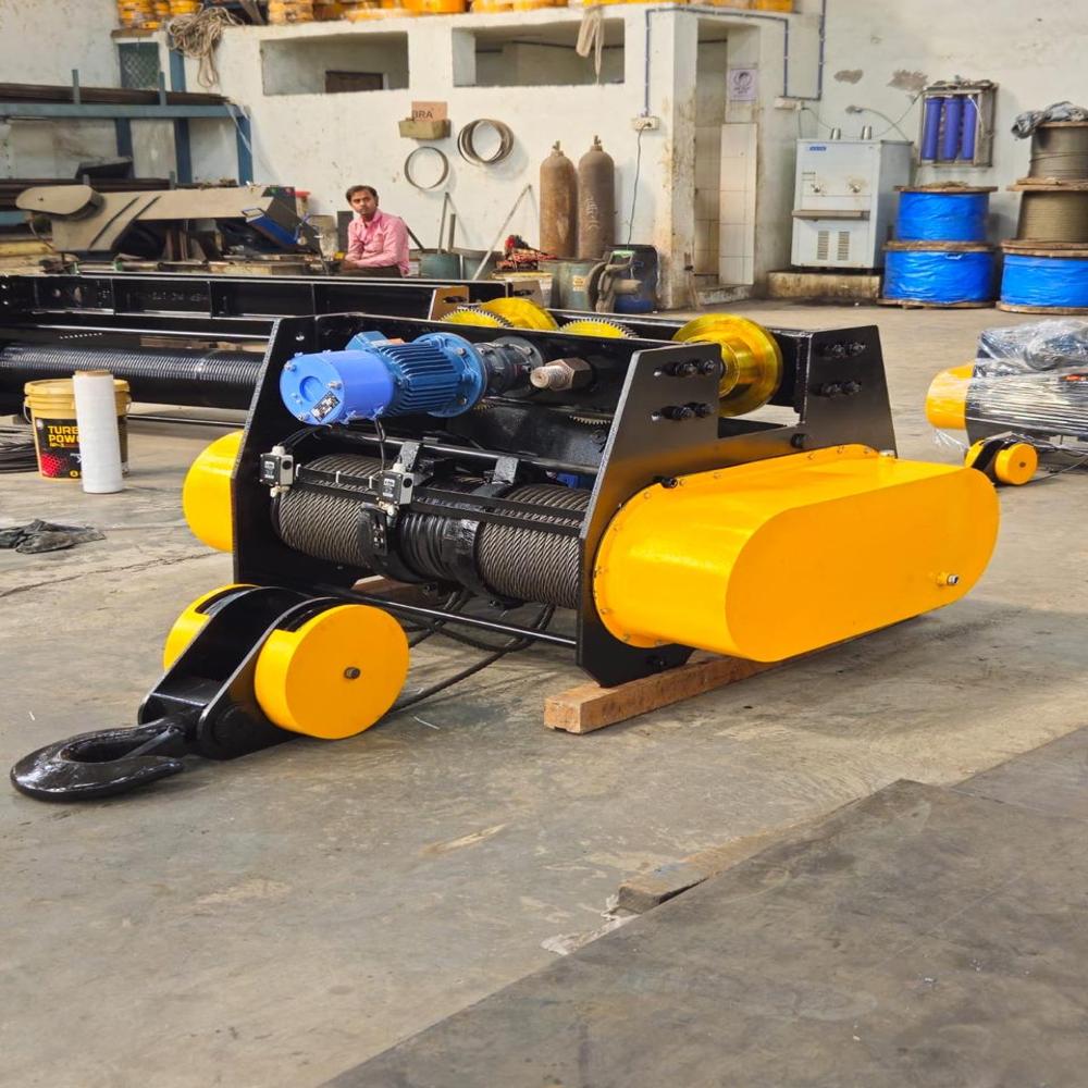 5 Ton Rope Drum Hoist - Color: Yellow And Black