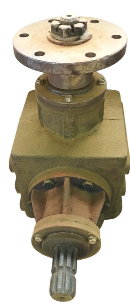 Square Gear Box - Color: Silver