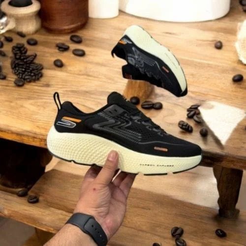 Skechers Go Run Maxroad Black beige