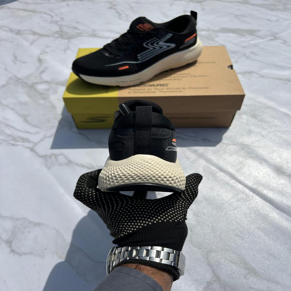 Lv Trainer Sneaker - Color: Yellow