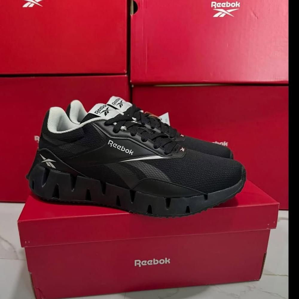Reebok Zig Dynamica STR Black