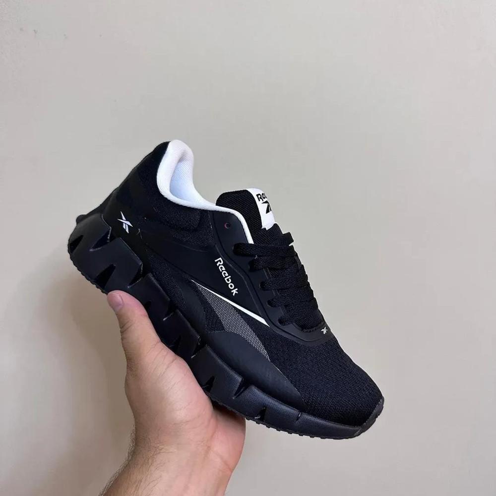 Reebok Zig Dynamica STR Black