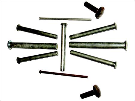 फास्टनर्स
