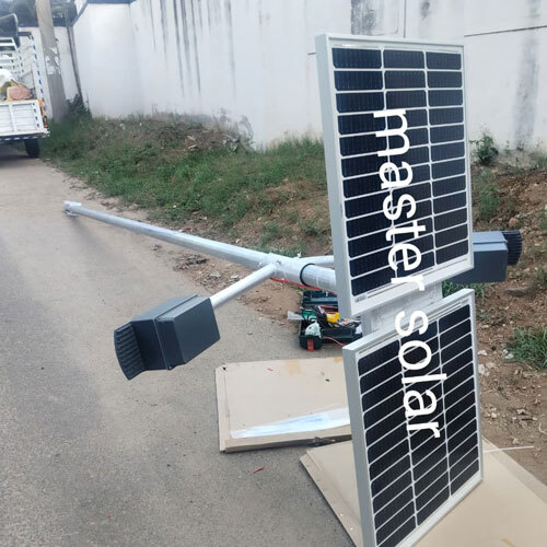 Solar Street Light Pole - Efficiency: High