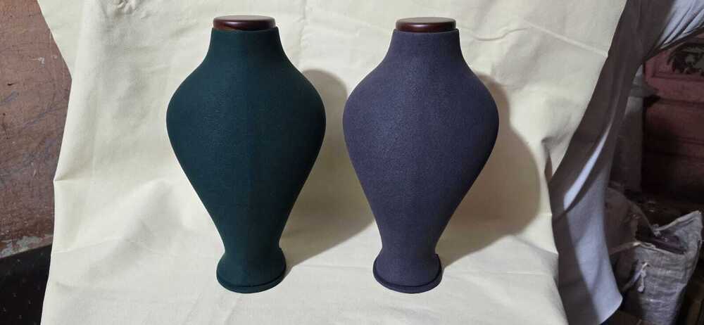 Necklace Display Stand - Features: Non-slip Base